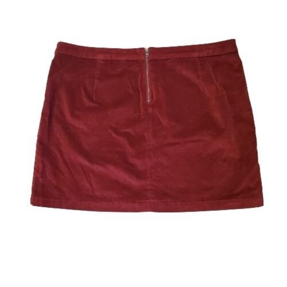 Mossimo Supply Co. Faux Suede Studded Mini Skirt Burgundy Women's Plus Size 18 - Picture 7 of 9